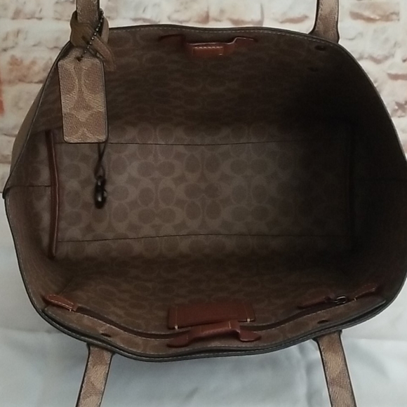 New COACH Central Signature Coated Canvas Tote - Picture 10 of 13